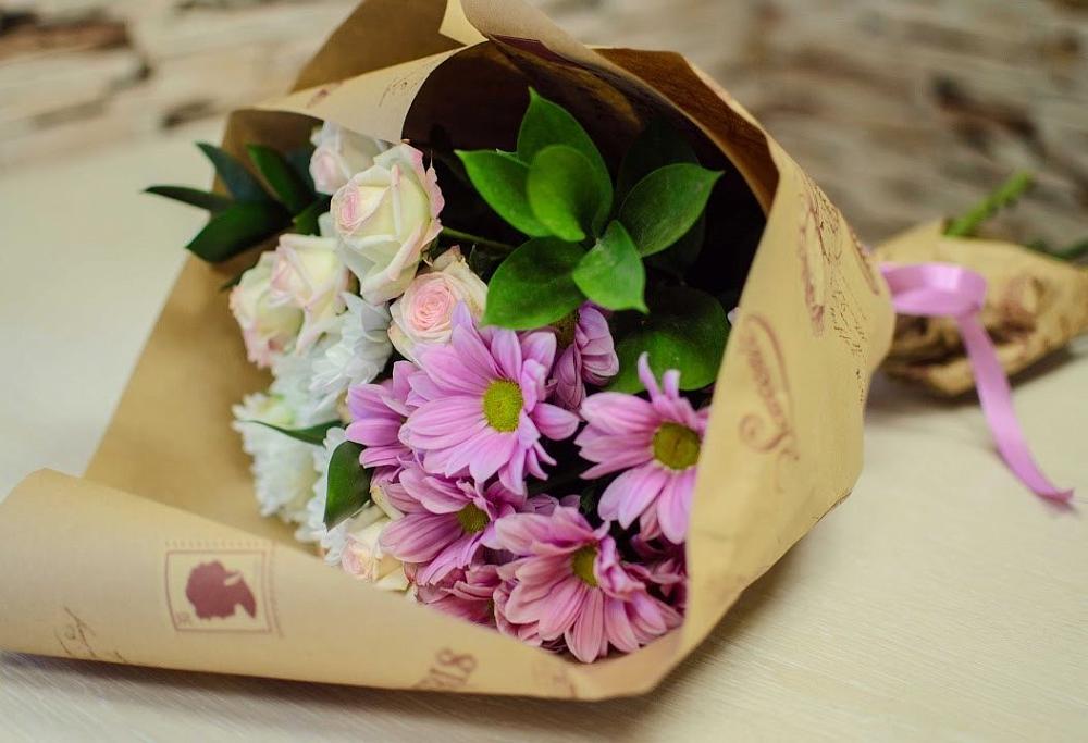 Букет цветов из: Розы и Хризантемы в Вознесеновке