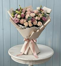 Букет цветов из:  Розы и Лизиантусы в Вознесеновке