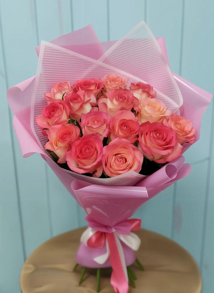 Букет 15 Розовых роз Равель в Вознесеновке