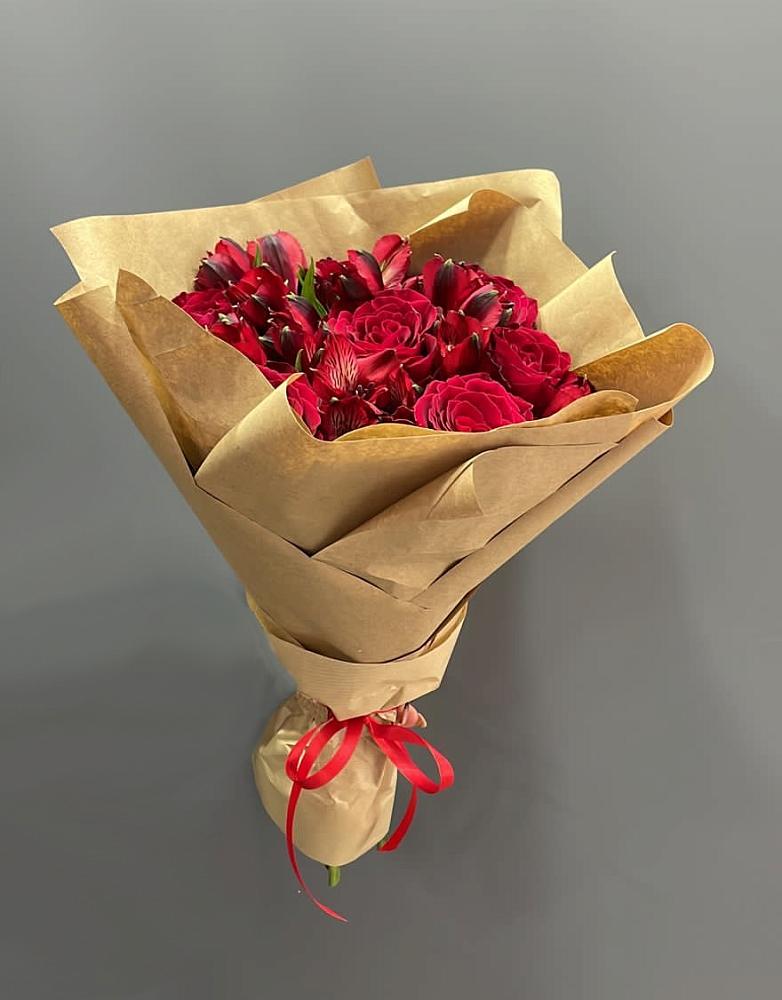 Букет цветов из: Альстромерии и Розы в Вознесеновке