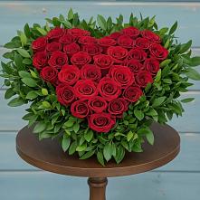 Цветочная композиция из Розы в виде сердца в Вознесеновке