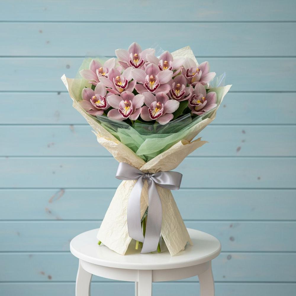 Букет цветов из: Орхидеи и Розы в Вознесеновке