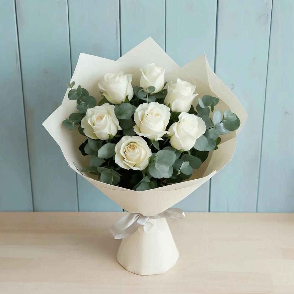 Букет Белые розы в Эвкалипте в Вознесеновке