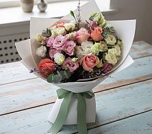 Букет цветов из:  Розы, Лизиантусы и Гвоздики в Вознесеновке