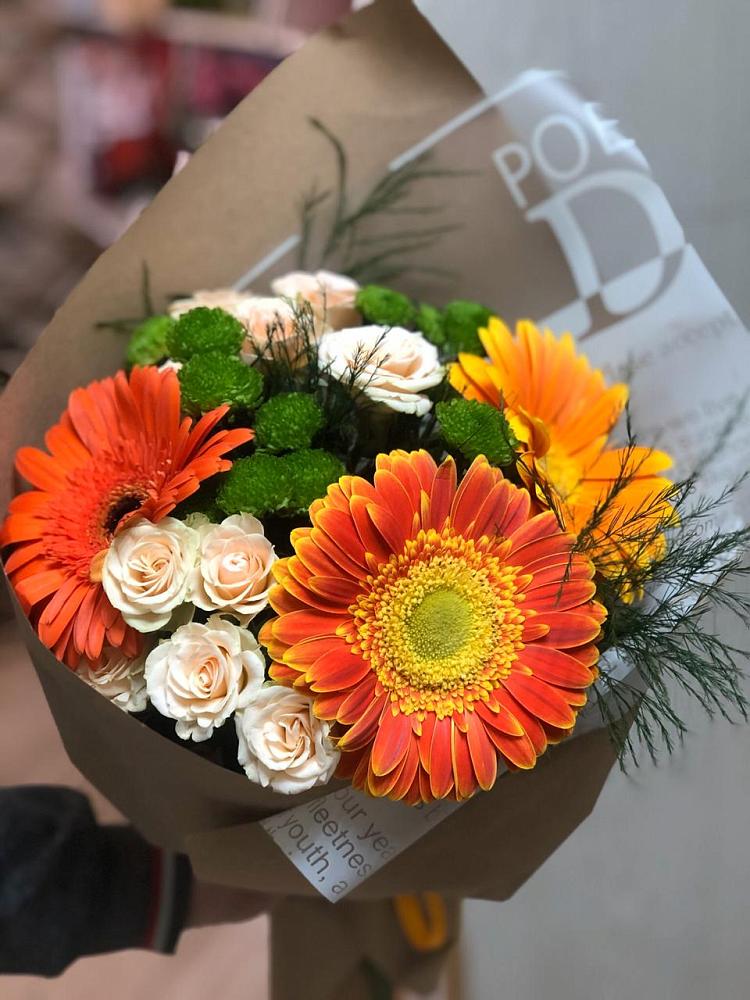 Букет цветов из: Герберы, Хризантемы и Розы в Вознесеновке